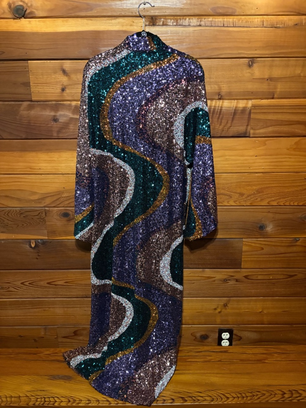 La Vie Style House En Rose Multicolor Sequin Wave Dress in Purple, Green, Gold - Picture 6 of 8
